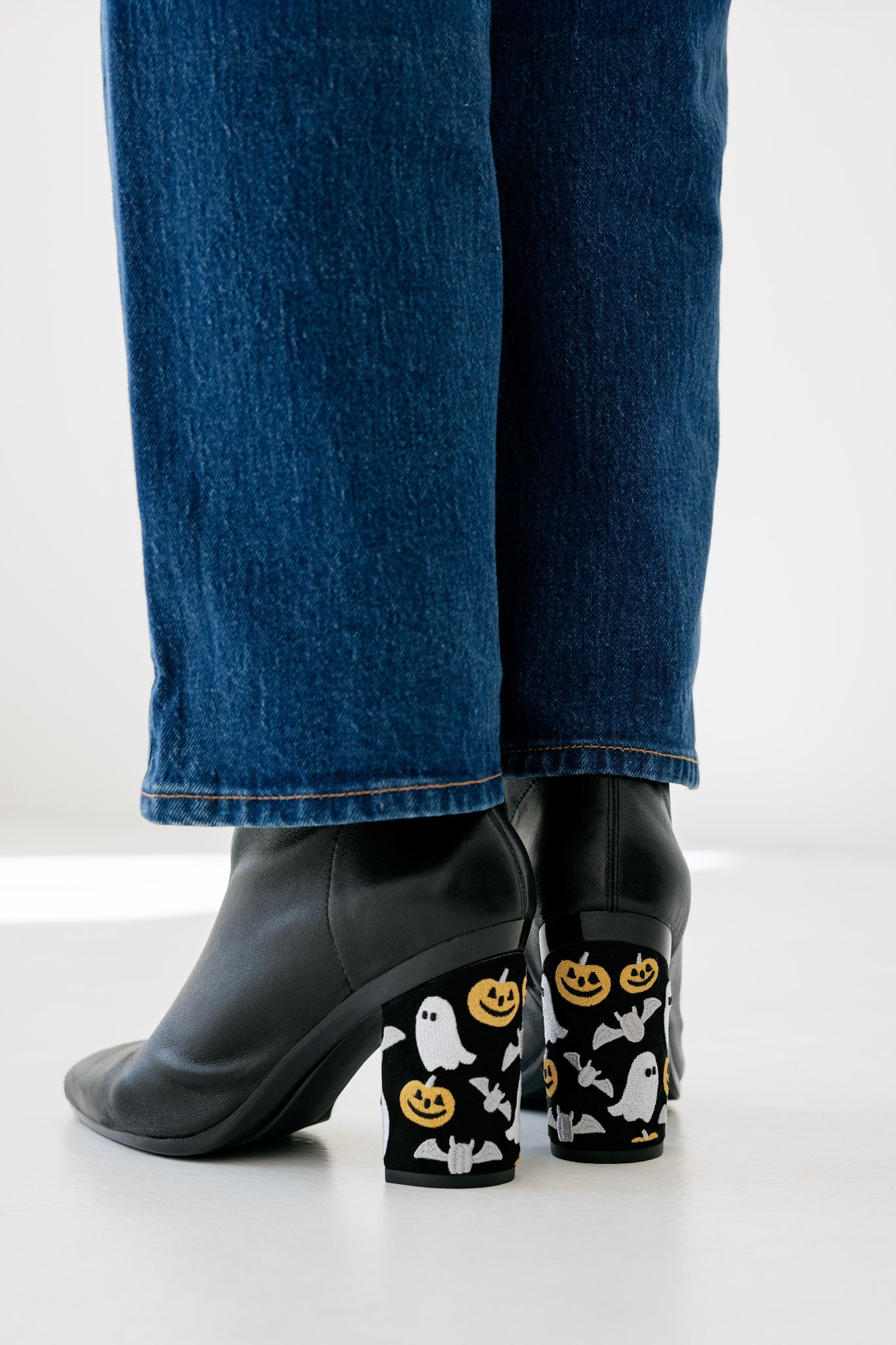 Block Heel Kit 3 Halloween Embroidery