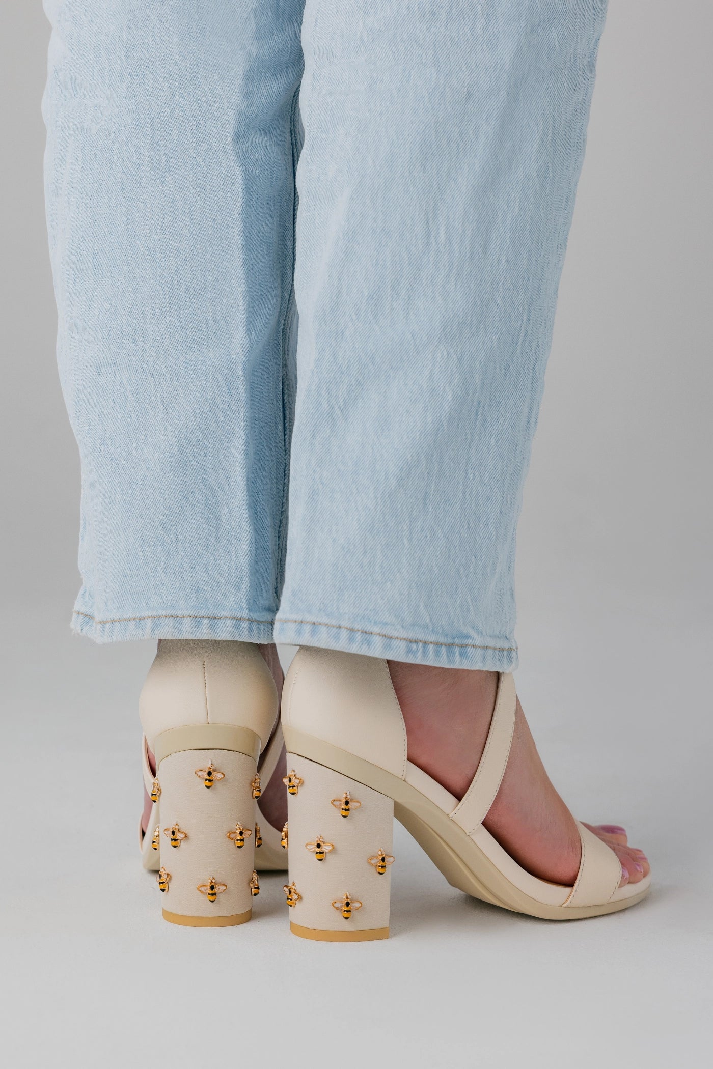 Block Heel Kit 3 Bee Charm