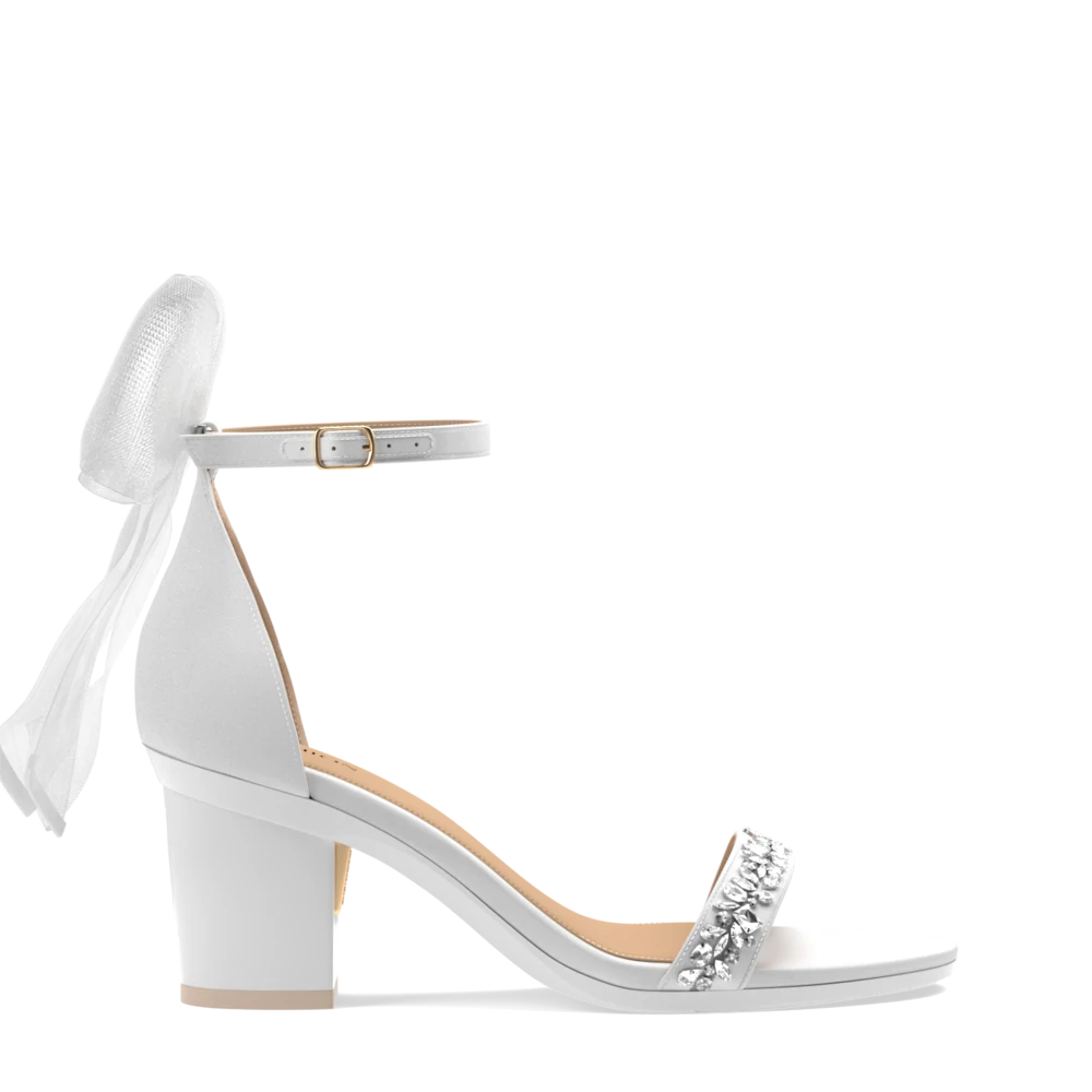 The Pashionista - White Crystal Bow + Block Heel Kit 3 White